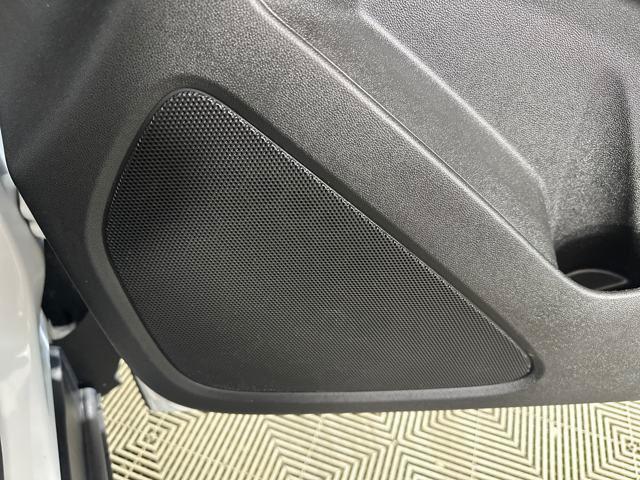 Photo of 2021 Summit White Chevrolet Equinox