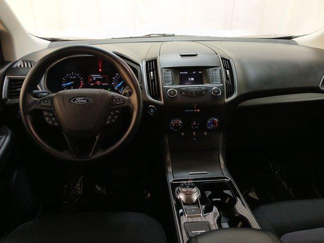 Photo of 2019 Magnetic Metallic Ford Edge
