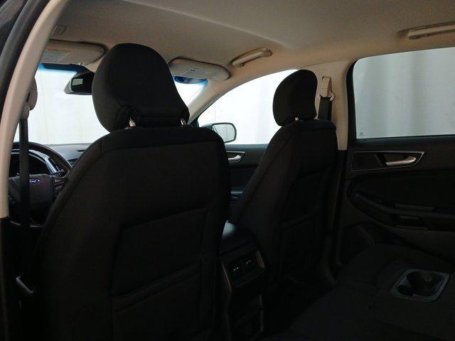 Photo of 2019 Magnetic Metallic Ford Edge