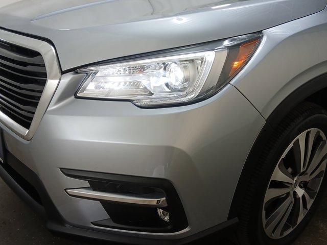 Photo of 2022 Ice Silver Metallic Subaru Ascent