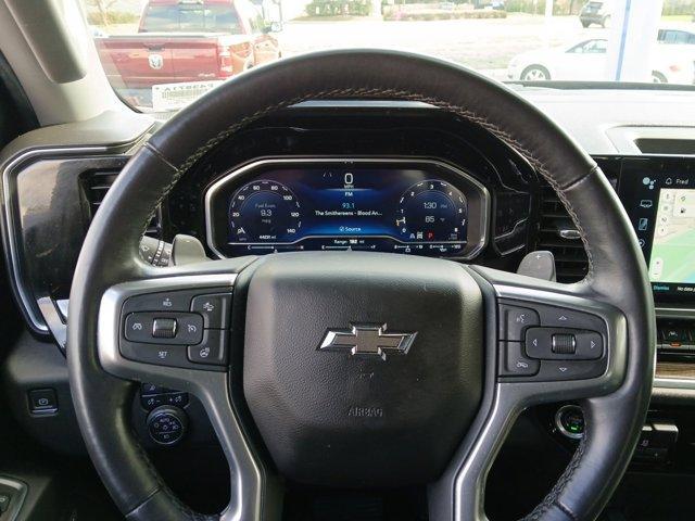 Photo of 2022 Black Chevrolet Silverado 1500