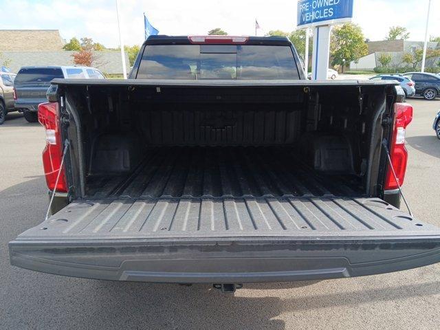 Photo of 2022 Black Chevrolet Silverado 1500