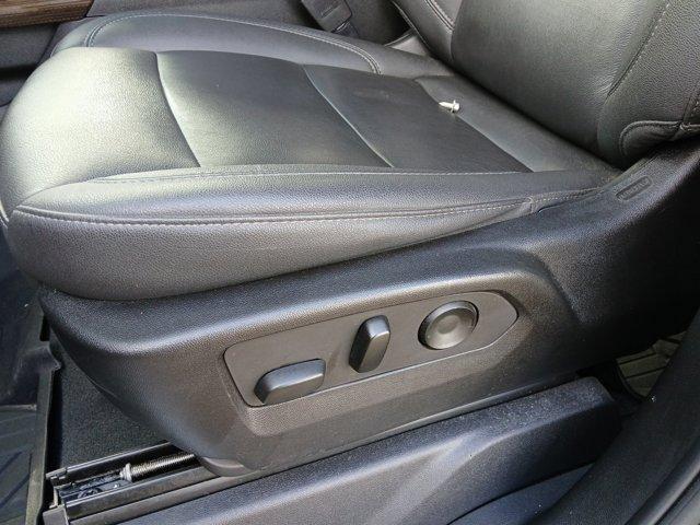 Photo of 2022 Black Chevrolet Silverado 1500