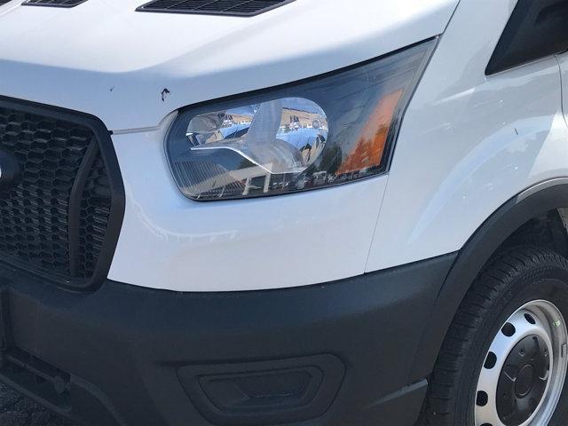 Photo of 2024 Oxford White Ford Transit-250