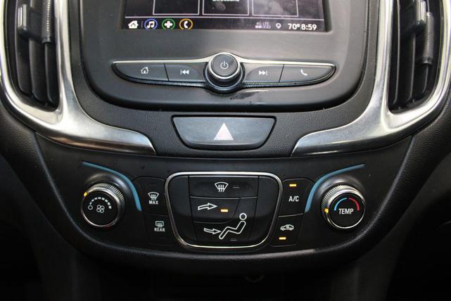 Photo of 2020 Summit White Chevrolet Equinox