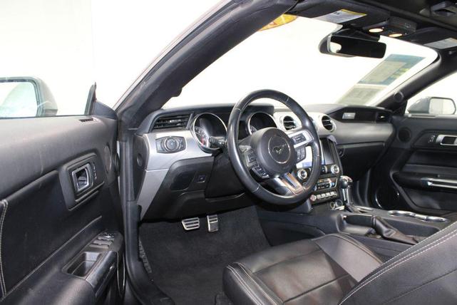 Photo of 2021 Gray Metallic Ford Mustang