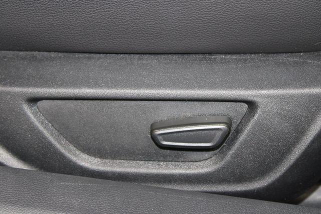 Photo of 2021 Gray Metallic Ford Mustang