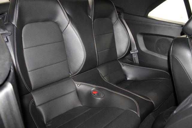 Photo of 2021 Gray Metallic Ford Mustang