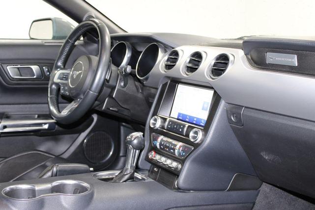 Photo of 2021 Gray Metallic Ford Mustang