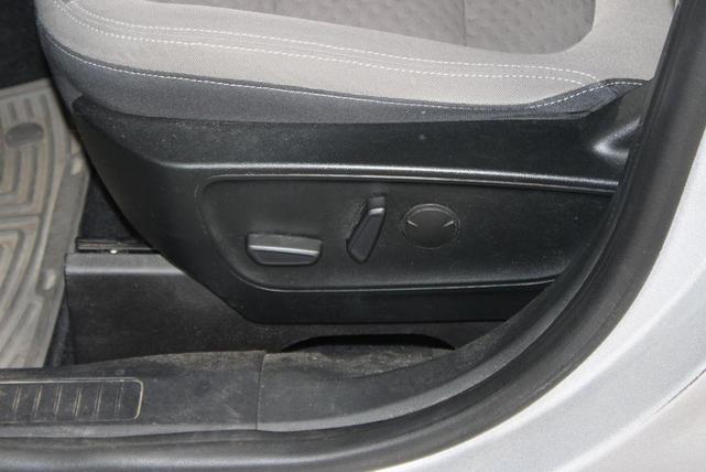 Photo of 2020 Ingot Silver Ford Escape