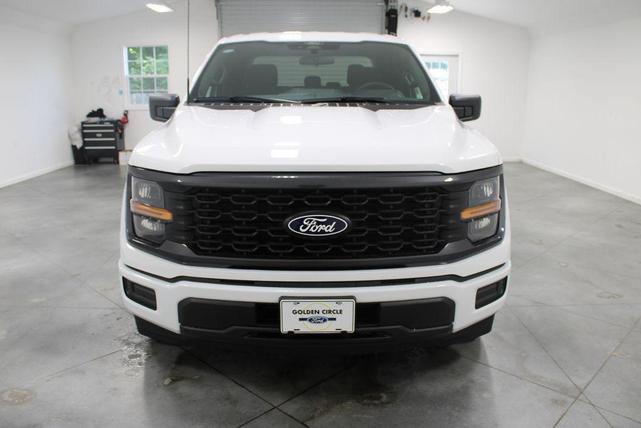 Photo of 2025 Oxford White Ford F-150