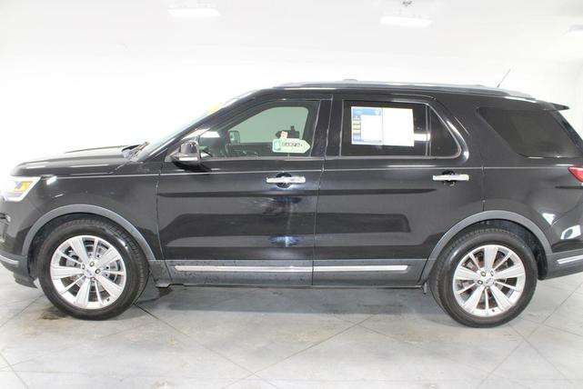 Photo of 2019 Agate Black Metallic Ford Explorer