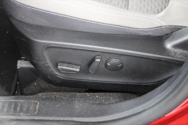 Photo of 2022 Rapid Red Metallic Tinted Clearcoat Ford Escape