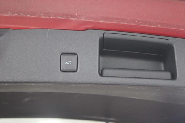 Photo of 2022 Rapid Red Metallic Tinted Clearcoat Ford Escape