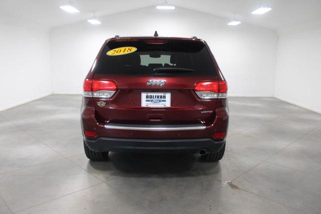 Photo of 2018 Velvet Red Pearlcoat Jeep Grand Cherokee