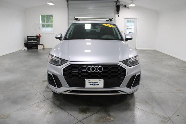 Photo of 2022 White Audi Q5