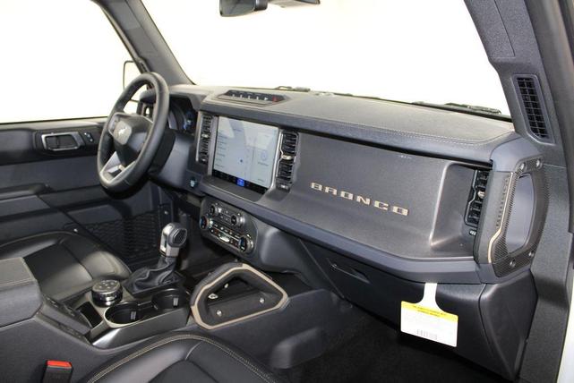 Photo of 2025 Oxford White Ford Bronco