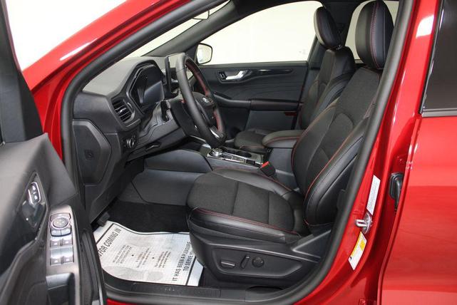 Photo of 2025 Rapid Red Metallic Tinted Clearcoat Ford Escape