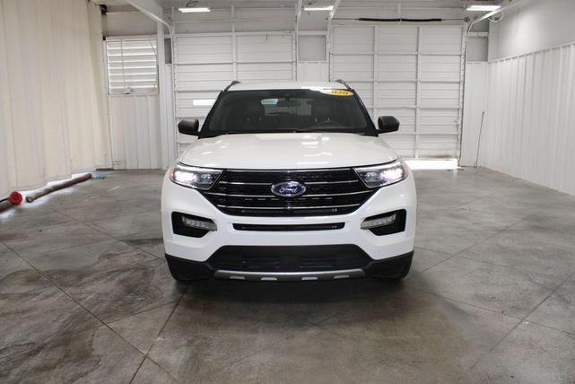 Photo of 2020 White Ford Explorer