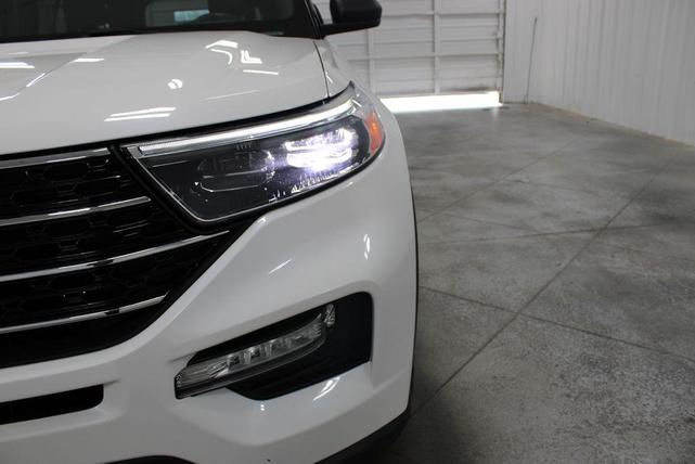Photo of 2020 White Ford Explorer