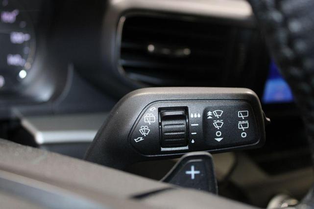 Photo of 2020 White Ford Explorer