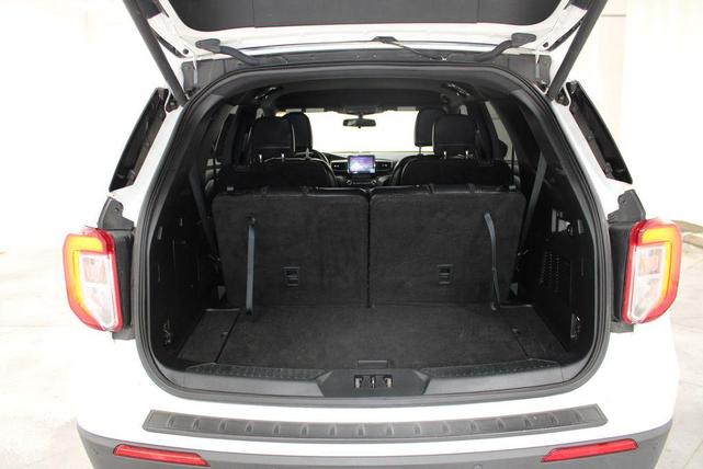 Photo of 2020 White Ford Explorer
