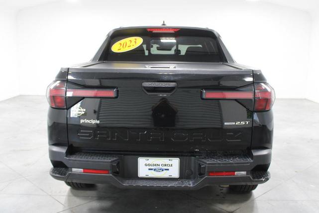 Photo of 2023 Phantom Black Hyundai SANTA CRUZ