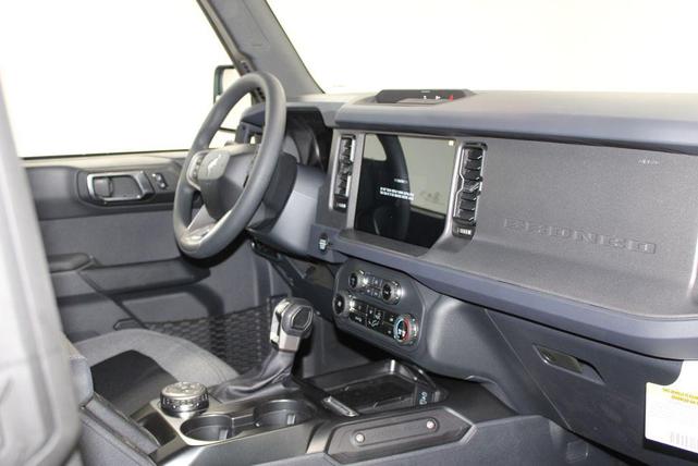 Photo of 2025 Oxford White Ford Bronco