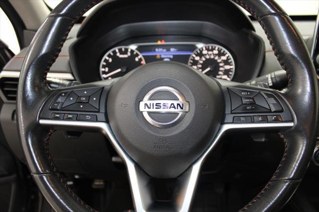 Photo of 2022 Gun Metallic Nissan Altima