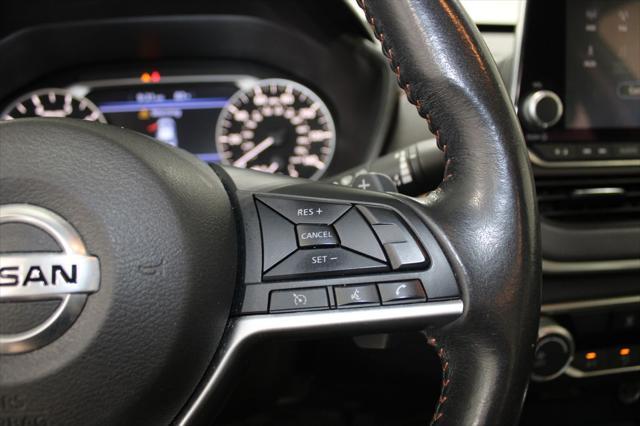 Photo of 2022 Gun Metallic Nissan Altima