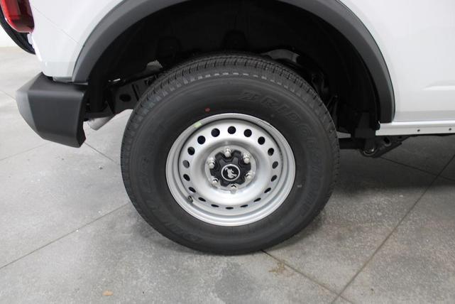 Photo of 2025 Oxford White Ford Bronco