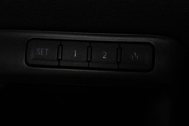Photo of 2017 White Frost Tricoat GMC Sierra 1500