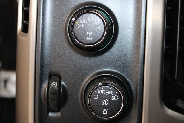 Photo of 2017 White Frost Tricoat GMC Sierra 1500