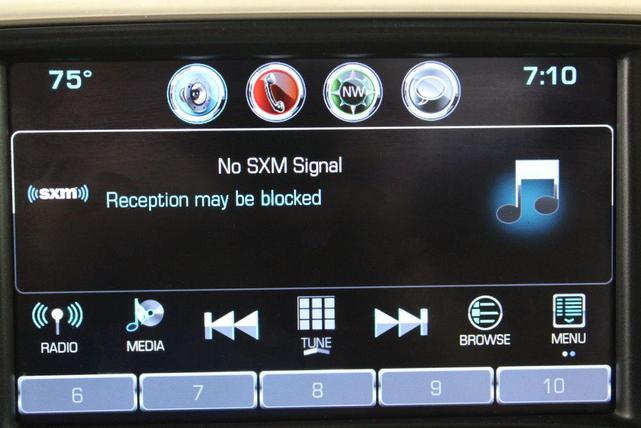 Photo of 2017 White Frost Tricoat GMC Sierra 1500