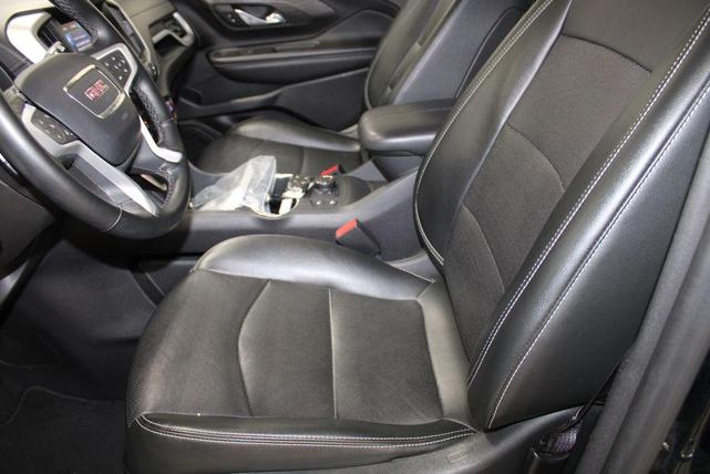 Photo of 2024 Ebony Twilight Metallic GMC Terrain