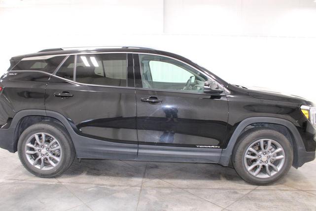 Photo of 2024 Ebony Twilight Metallic GMC Terrain