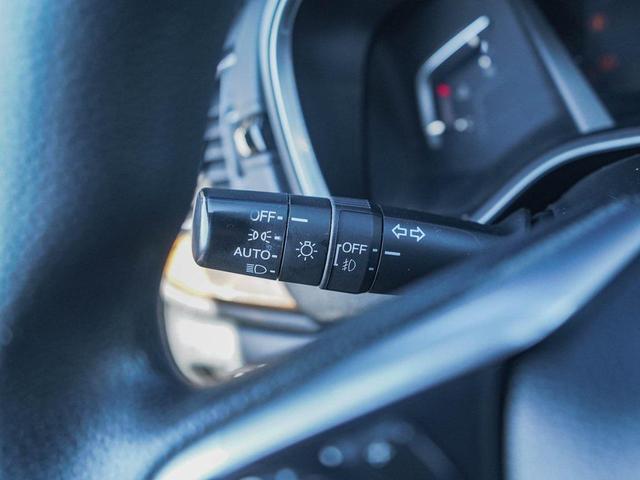 Photo of 2020 Crystal Black Pearl Honda CR-V