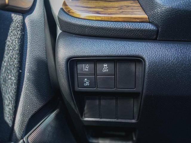 Photo of 2020 Crystal Black Pearl Honda CR-V