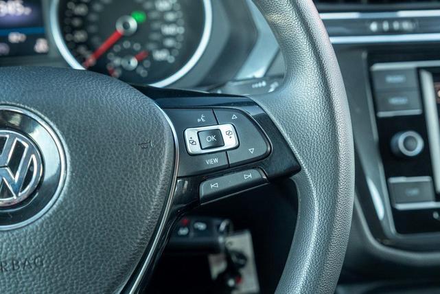 Photo of 2019 Cardinal Red Metallic Volkswagen Tiguan