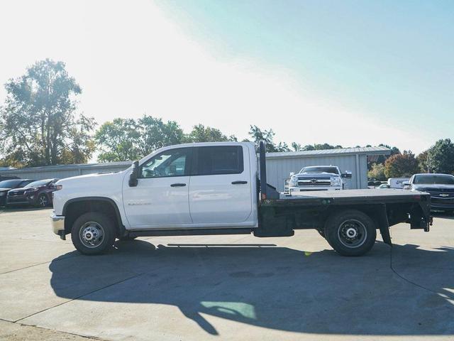 Photo of 2022 Summit White Chevrolet Silverado 3500
