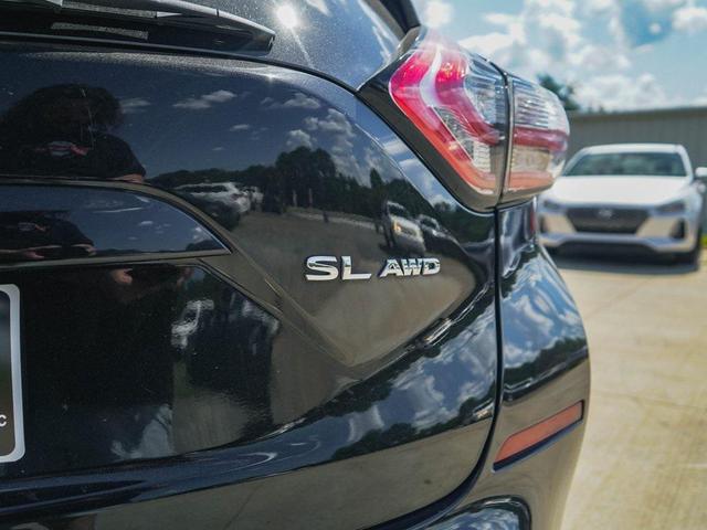 Photo of 2018 Magnetic Black Metallic Nissan Murano