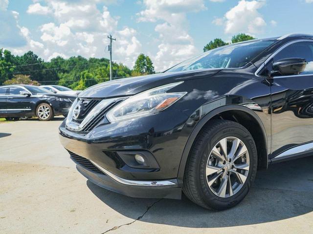 Photo of 2018 Magnetic Black Metallic Nissan Murano
