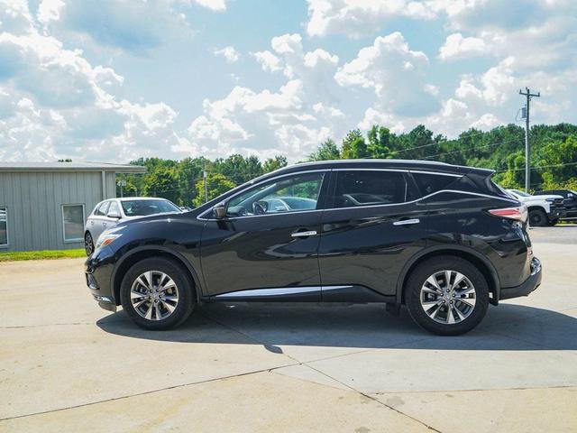 Photo of 2018 Magnetic Black Metallic Nissan Murano