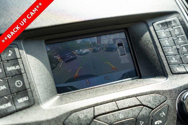 Photo of 2016 Oxford White Ford Edge