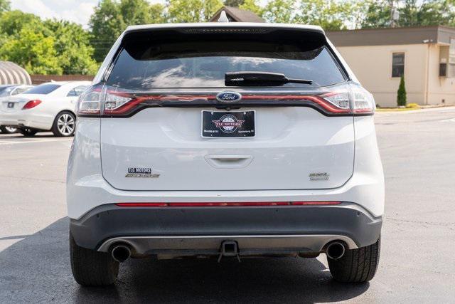 Photo of 2016 Oxford White Ford Edge