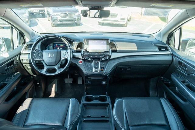 Photo of 2022 Platinum White Pearl Honda Odyssey