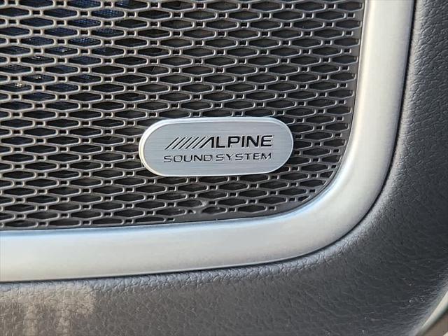 Photo of 2025 Bright White Clearcoat Jeep Compass
