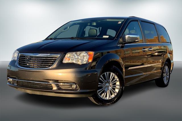 2016 Chrysler Town & Country