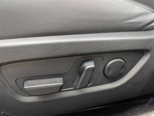 Photo of 2023 Snowflake White Pearl Mazda CX-30