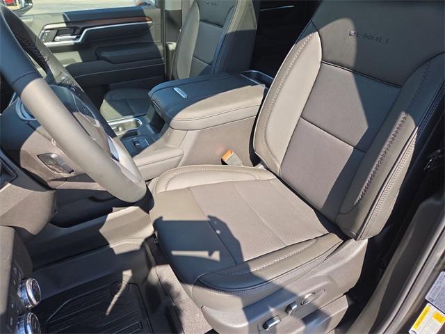 Photo of 2025 Onyx Black GMC Sierra 3500